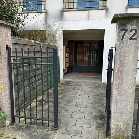 Le Studio Du 72 Apartment Bussy-Saint-Georges Luaran gambar