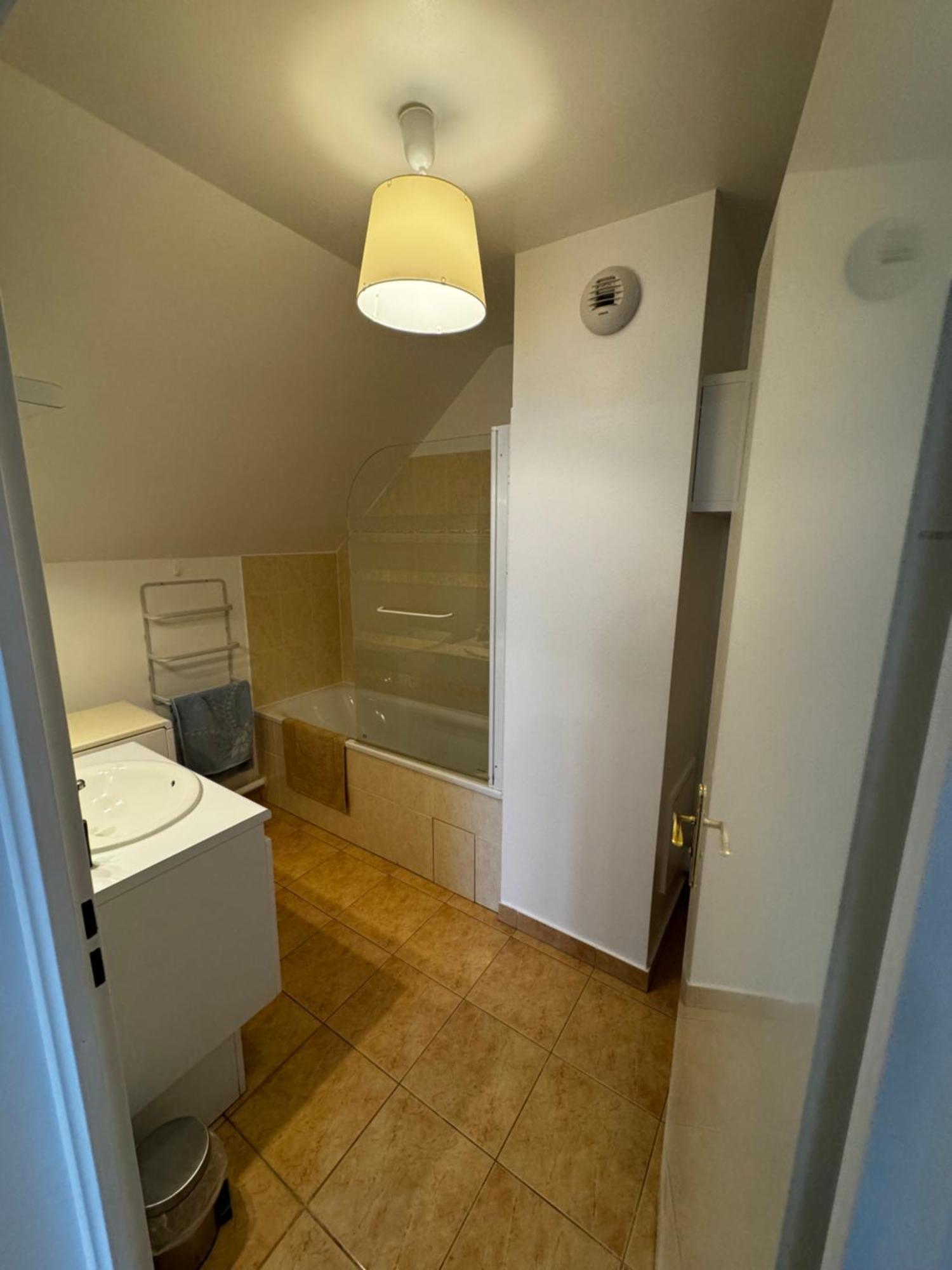 Le Studio Du 72 Apartment Bussy-Saint-Georges Luaran gambar